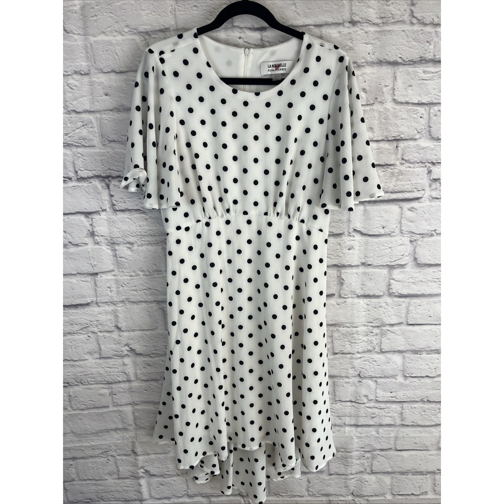 La Nouvelle Classic Feminine Flirty  Polka Dot Flutter Sleeve Dress Size 14